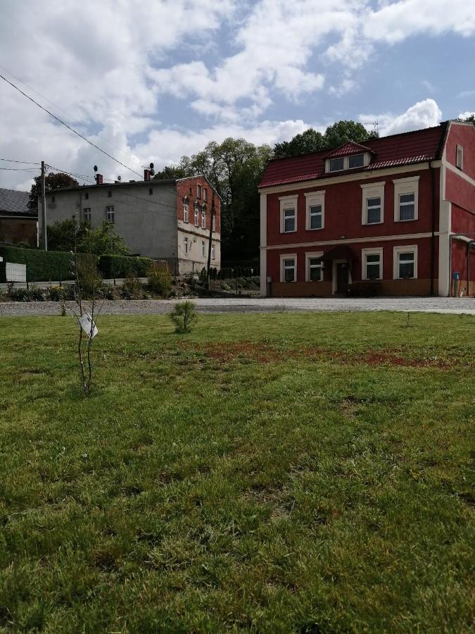 Hotel Gosciniec W Starym Mlynie Biala Prudnicka Esterno foto