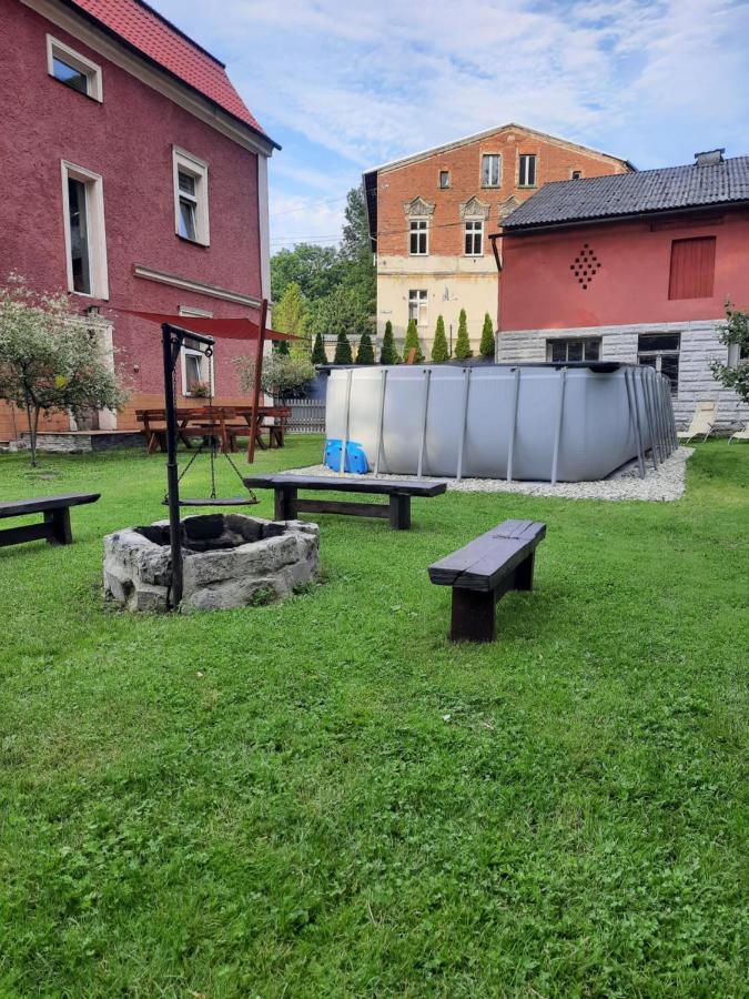 Hotel Gosciniec W Starym Mlynie Biala Prudnicka Esterno foto