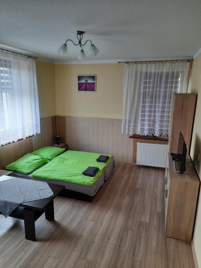 Hotel Gosciniec W Starym Mlynie Biala Prudnicka Esterno foto